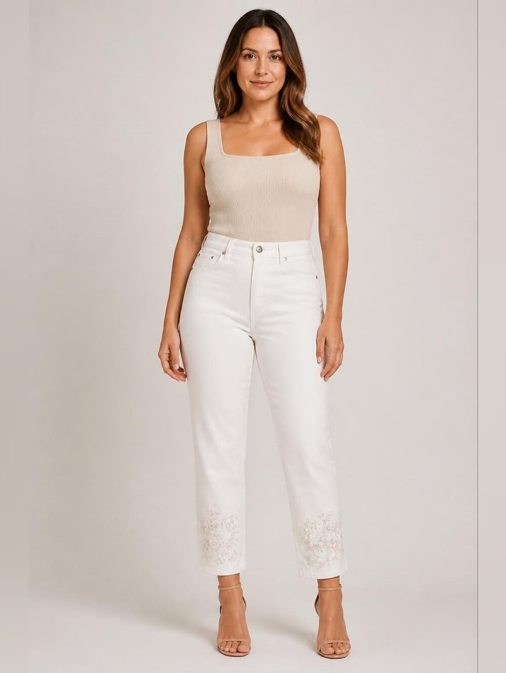 Susan Graver Size 8 White Ankle Pants with Sequin Detail Lower Legs Embellished